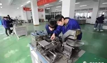 【薦讀】最受理科生青睞的十個(gè)專業(yè)及大學(xué):選擇越多,越需謹(jǐn)慎!-